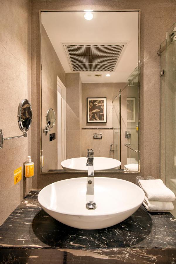 Отель Bloom Boutique L Gk-1 Нью-Дели Экстерьер фото